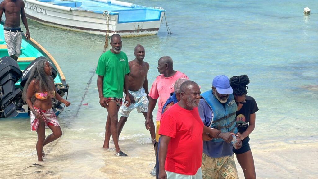 tobago-fishermen-rescued-at-sea